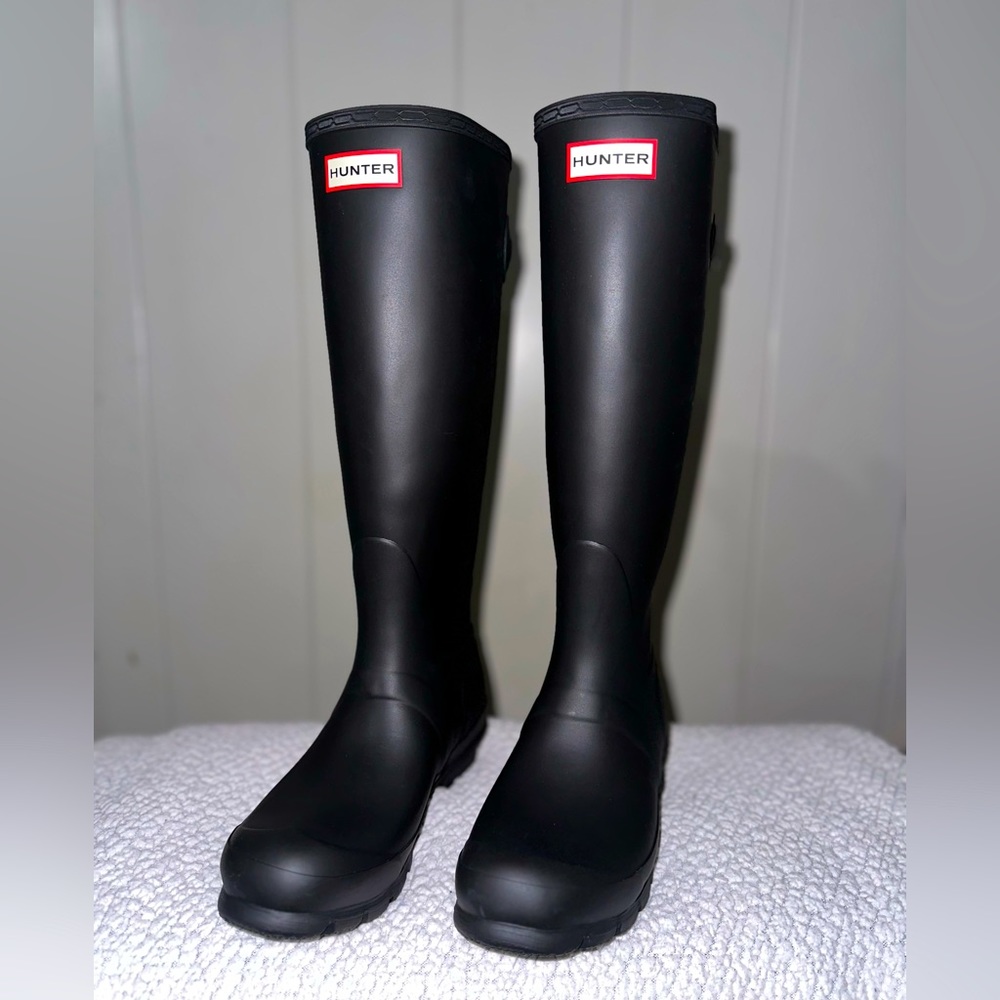 Hunter Women's Black Tall Rain Boots